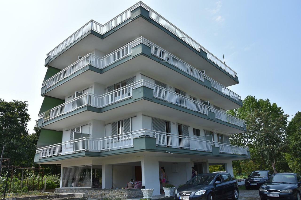 Prado Apartments Літохоро Екстер'єр фото